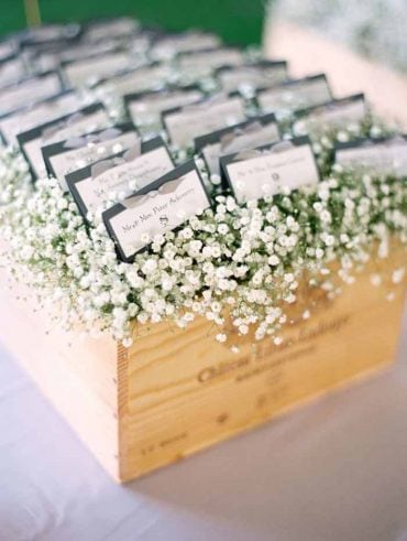 Escort Card Arrangement