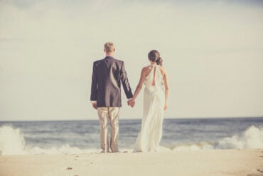 beach wedding photos
