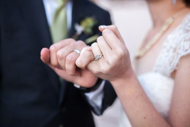 Engagement Rings Online Photo by Urban Safari Photography