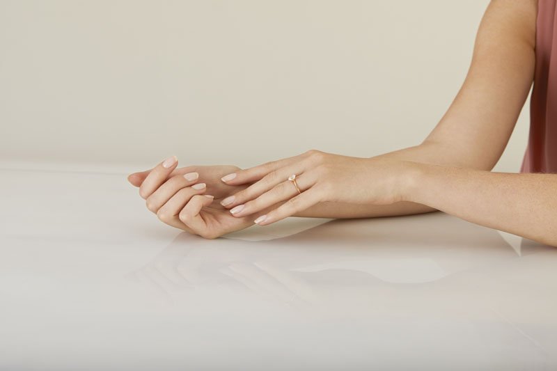 design a custom engagement ring online