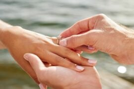 difference between engagement ring and wedding ring