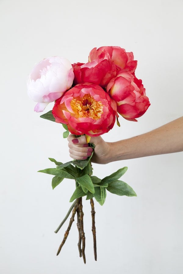 diy wedding centerpieces pick flowers