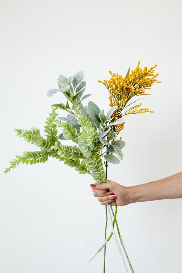 diy wedding centerpieces yellow flowers