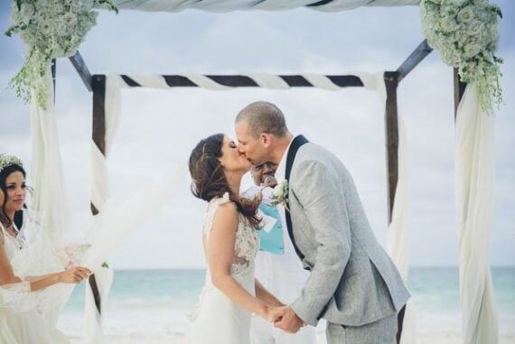 How To Plan Destination Wedding