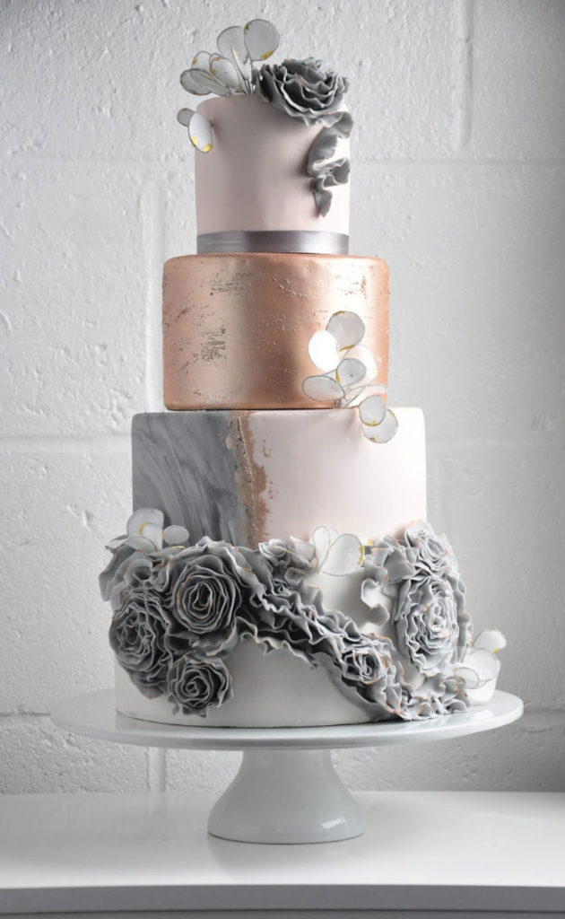 Wedding Cake Trends 2022 Metallic Cake