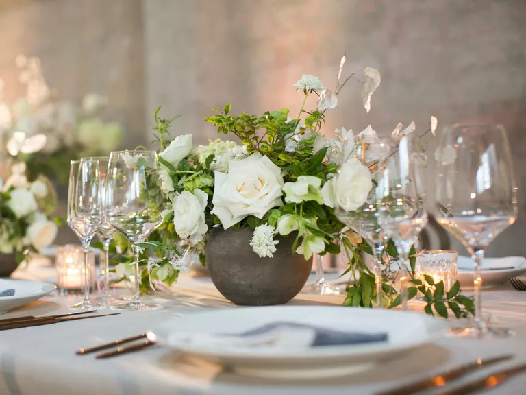 Wedding Centerpieces On Budget White Roses